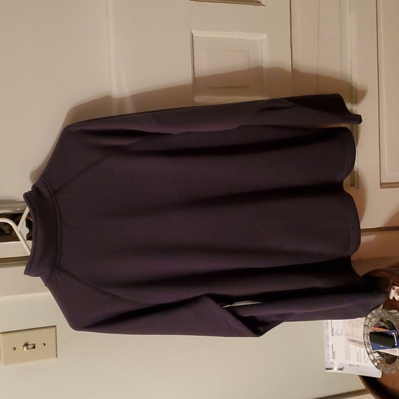 Medium Reebok gray pullover - Picture 2 of 4